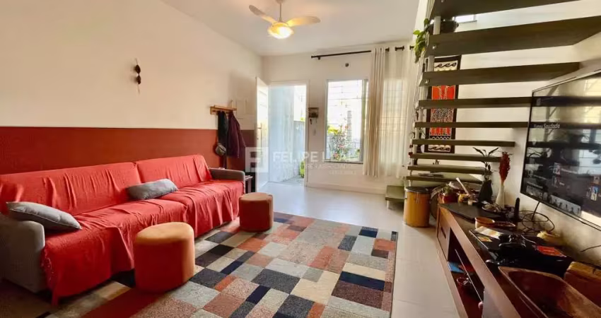Casa Sobrado em Areias - São José, SC