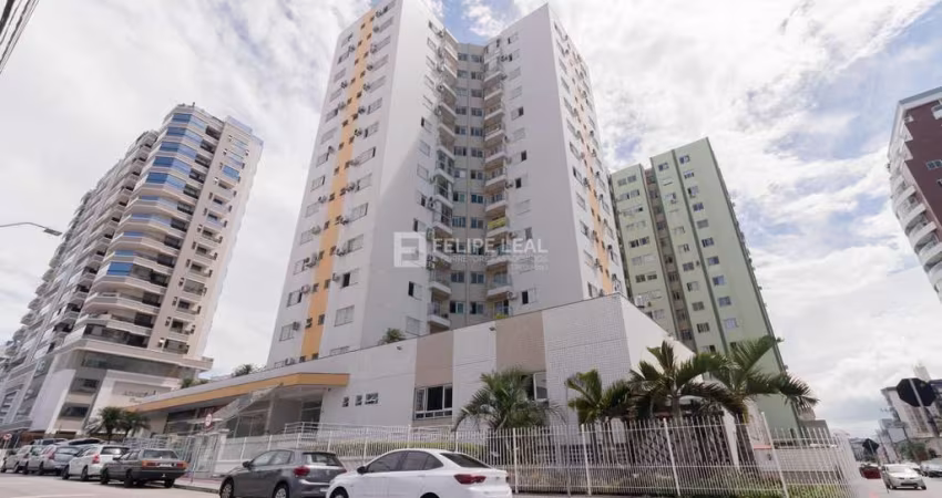 Apartamento em Campinas - São José, SC