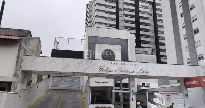 Apartamento em Estreito  -  Florianópolis