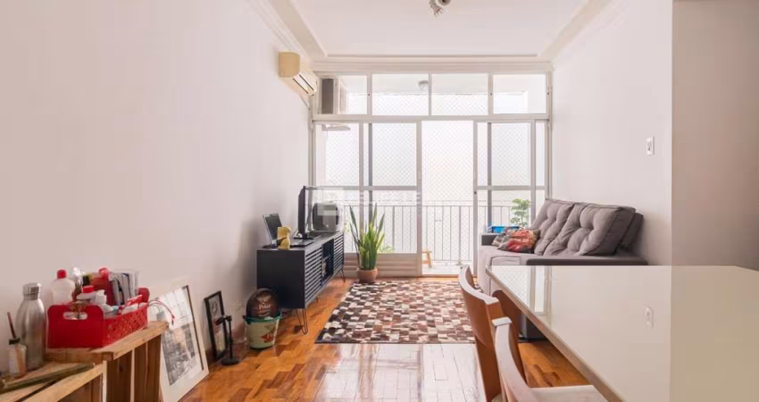 Apartamento em Abraão  -  Florianópolis