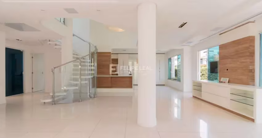Casa em Jurerê Internacional  -  Florianópolis