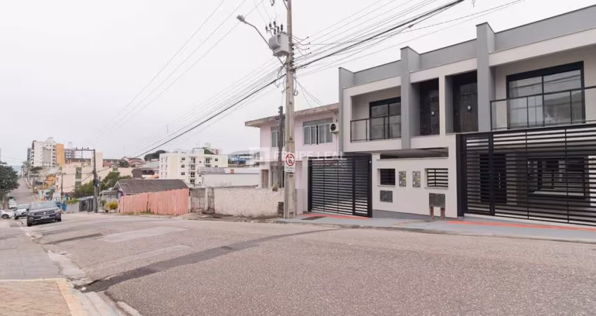 Casa em Barreiros - São José, SC