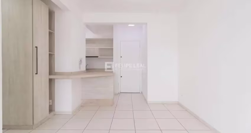 Apartamento com 2 quartos à venda na Rua Vergelino Domingos da Silva, 821, Serraria, São José
