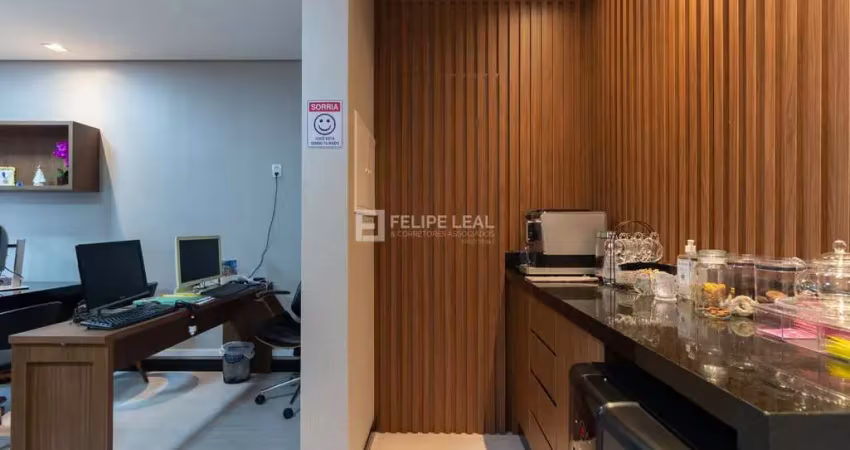 Sala comercial à venda na Rua Gen. Liberato Bittencourt, 1475, Estreito, Florianópolis