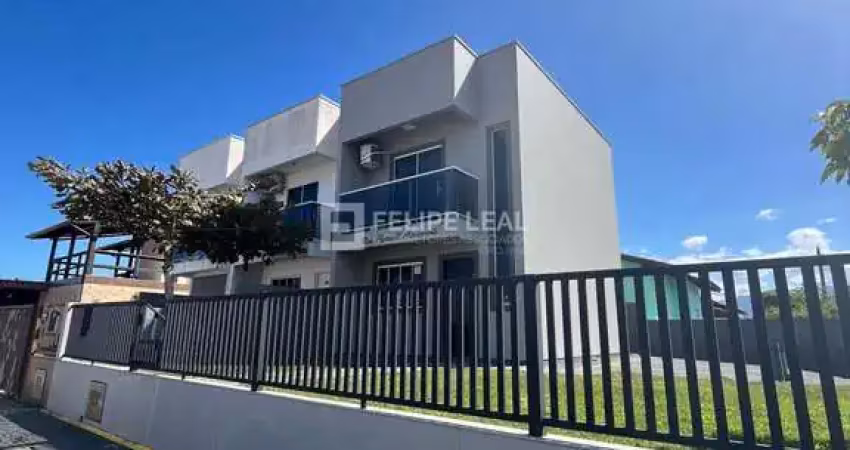 Casa com 2 quartos à venda na Rua Santarem, Praia do Sonho, Palhoça