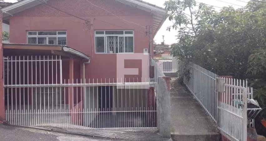 Casa em Agronômica  -  Florianópolis