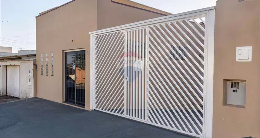 RE/MAX VENDE CASA  3 QUARTOS SENDO UMA SUÍTE E  SALA AMPLA  PARA TV OU LAZER COM 198,98 M² - R$ 467.000,00 NO PARQUE SANTA BÁRBARA- CAMPINAS/S