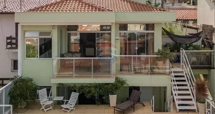 More ao lado do Shopping Iguatemi - Casa à Venda 400m², 5 Dormitórios, 3 Suítes com varanda, 6 Banheiros, Piscina - Vila Brandina, Campinas, SP