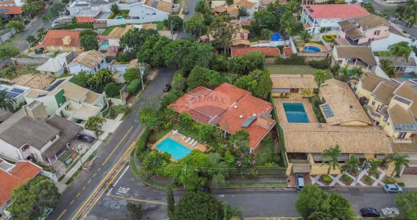 Re/max vende casa em condomínio- caminhos de san conrado - 410 m² - 4 suítes - piscina - aceita pet