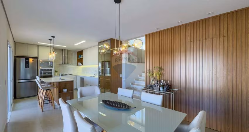 RE/MAX Vende casa 3 suítes - 228 área construída - 1.590.00 - Cond. Villagio di Napoli - Valinhos/SP