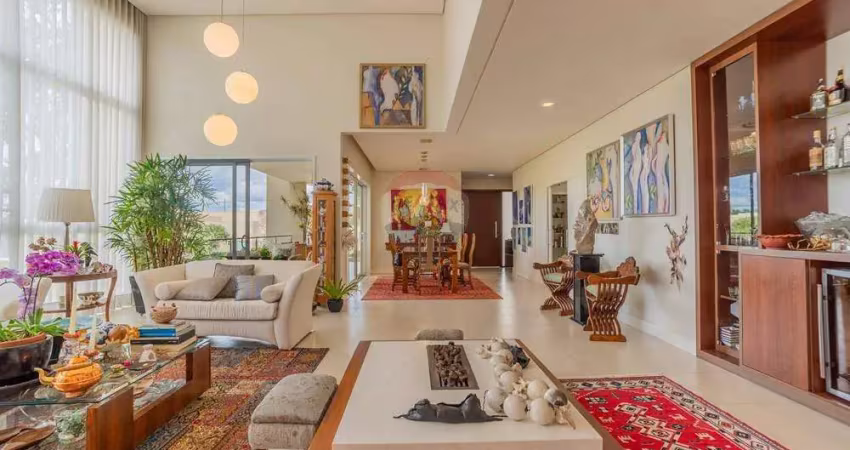REMAX Vende Maravilhosa Casa Térrea de Alto Padrão, 3 quartos, 3 vagas, no Residencial Parque das Araucárias - Sousas, Campinas/SP