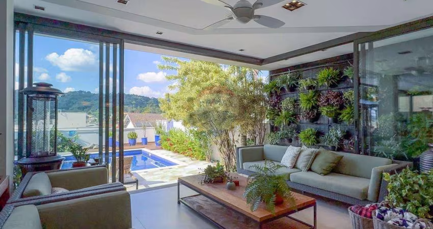 RE/MAX VENDE  CASA  NO BOSQUE DE GREVILEA -VINHEDO,  4 suítes,  445M²  , 4 Vagas  R$ 3.190.000,00