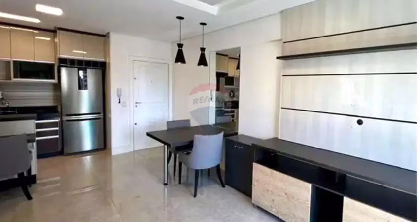 Remax aluga apartamento de 50 m² mobiliado, com planejados e ar-condicionado, com 01 suíte, 02 banheiros e 01 vaga, condomínio vila inglesa, no cambuí