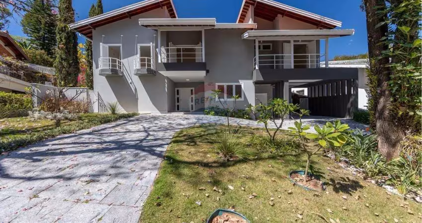 Re/max vende luxuosa casa em condomínio-  vinhedo: 5 suítes, piscina, lazer.