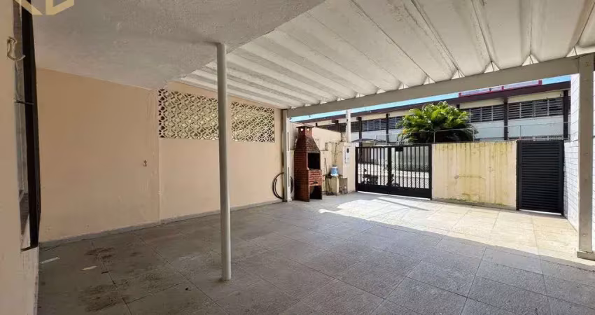 Casa 2 dorm, 4 vagas, 127,89m2, 400m da praia, tupi