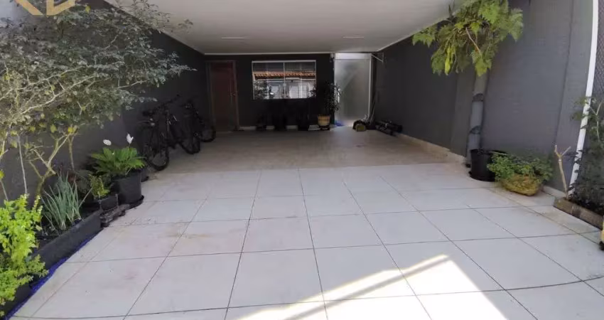 Sobrado geminado, 3 forma, 1 suite, 4 vagas, 102mt, caiçara.