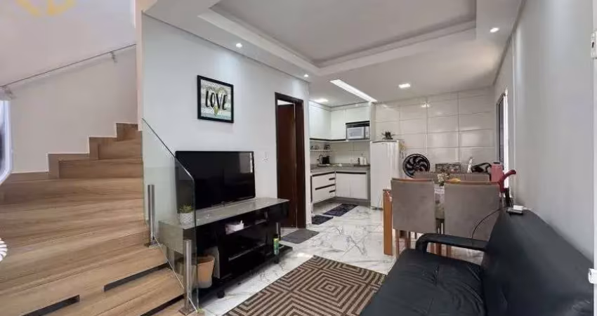 Casa de condomínio, 2 dorms, 1 banheiro, 1 vaga, 56m², mobiliado, tupi