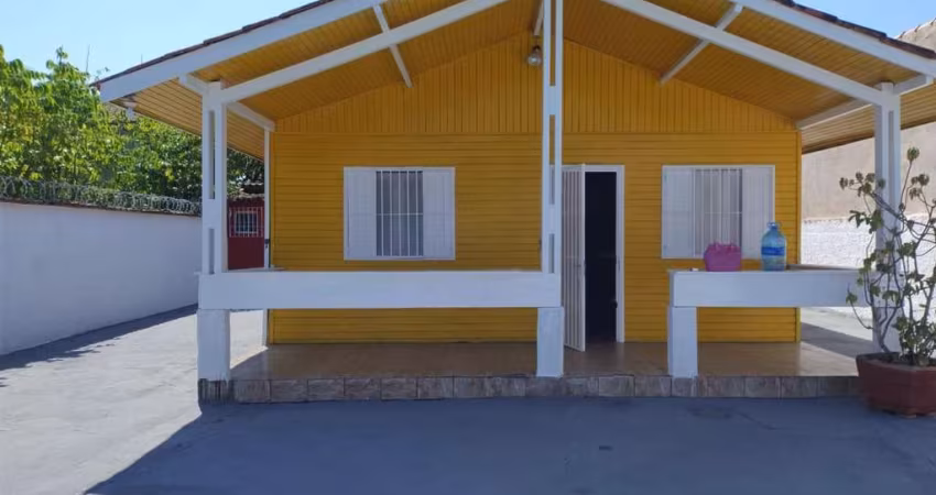 Casa para Venda em Itanhaém, Balneário Bopiranga, 2 dormitórios, 3 banheiros, 5 vagas