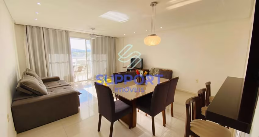 Este belo apartamento está localizado na Enseada Azul e oferece uma excelente oportunidade de inves