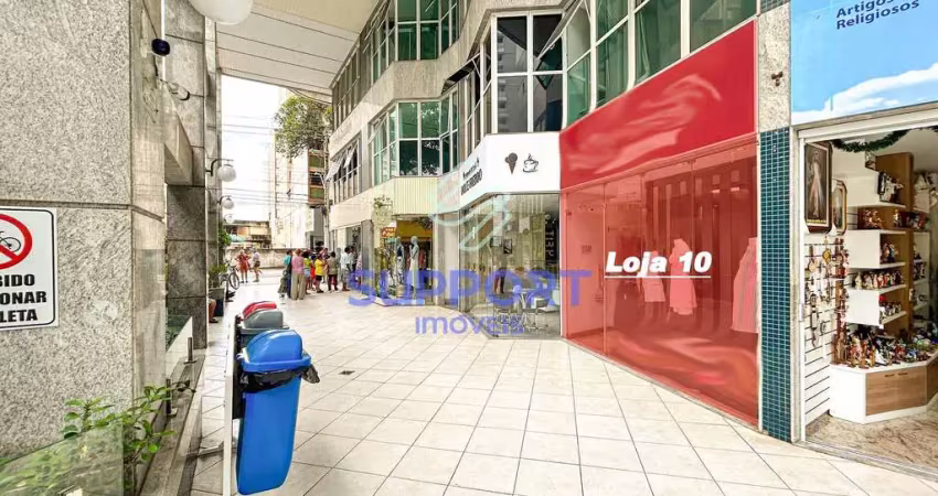 Loja no centro de Guarapari com localização estratégica.