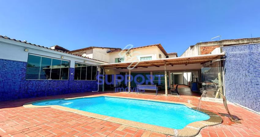 Casa 3 quartos no Jardim Santa Rosa em Guarapari com área ampla, piscina e espaço gourmet completo