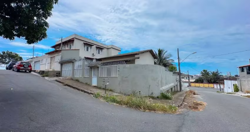 Casa com 3 quartos à venda na Rua Hermínio Ribeiro, 40, Sol Nascente, Guarapari