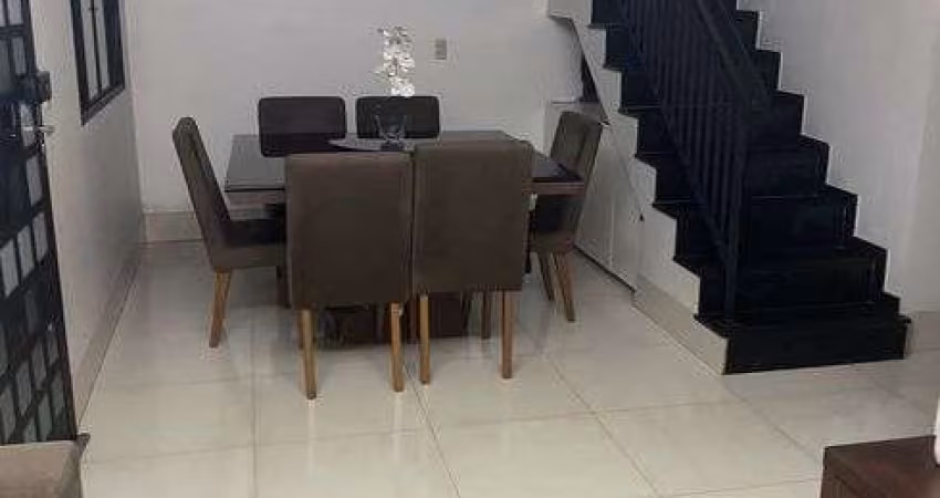 Village di Flamboiant com 116m² 4 quartos 4 banheiros