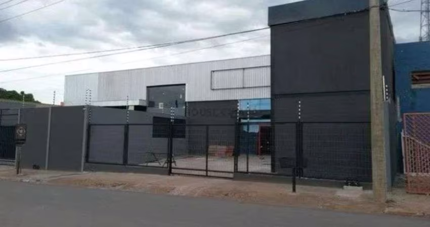Galpão/Depósito/Armazém para aluguel com 600 metros quadrados em Tijucal - Cuiabá - MT