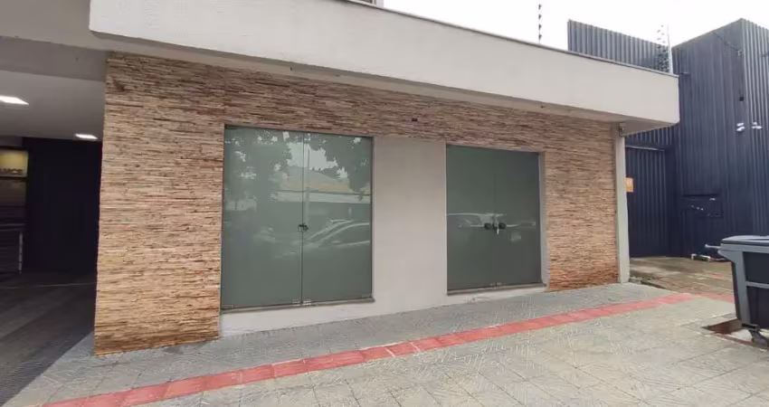 SALA COMERCIAL TÉRREA, ZONA 04, FRENTE P/ RUA, S/ TAXA DE COND.