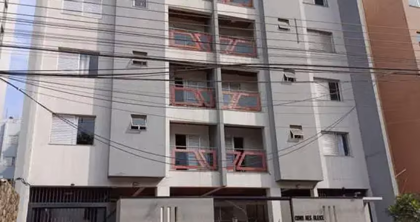 Apartamento com 3 quartos para alugar na Rua Bragança, 119, Zona 07, Maringá