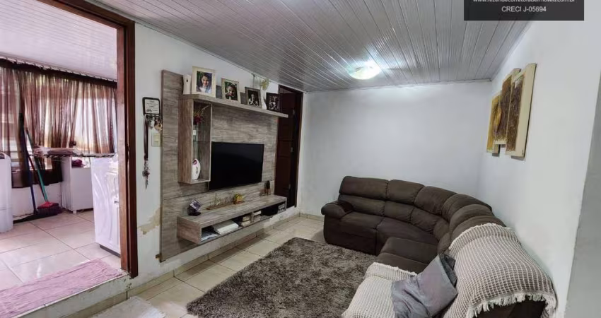 Casa com 2 dormitórios à venda, 70 m² por R$ 338.000,00 - Fazendinha - Curitiba/PR