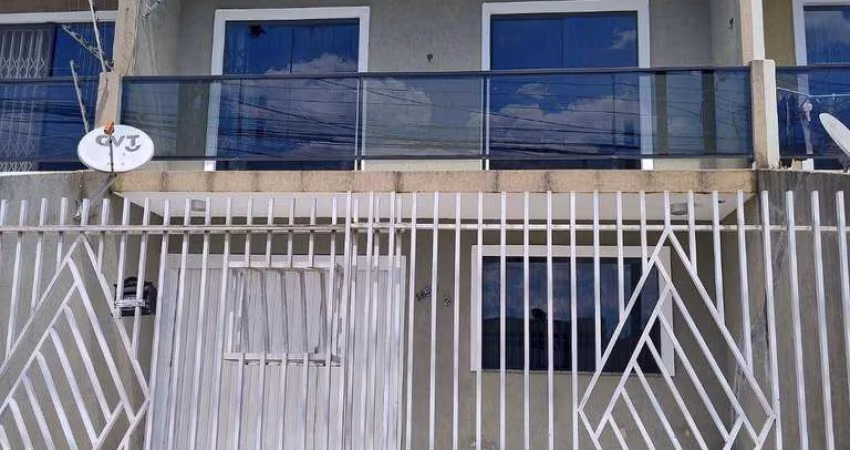 Sobrado com 3 dormitórios à venda, 122 m² por R$ 618.000,00 - Capão Raso - Curitiba/PR