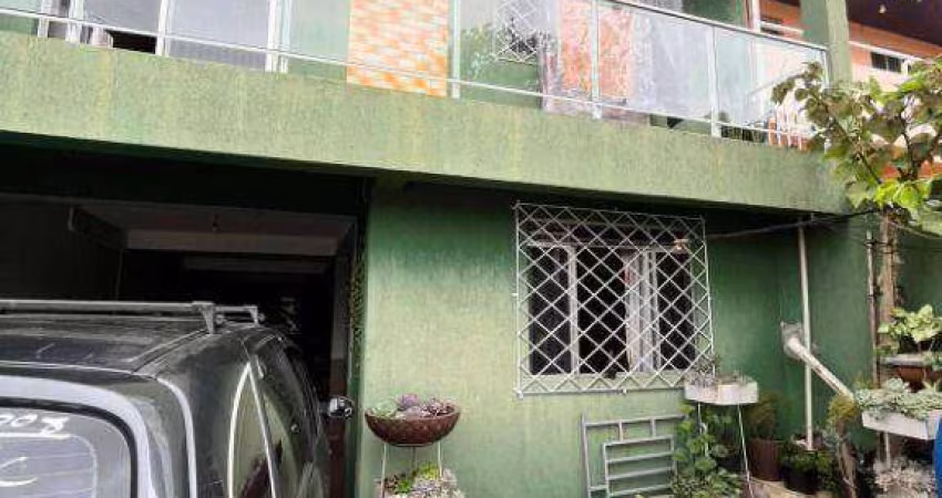 Ideal para cliente investidor,  2 apartamento / 2 kitinetes tudo averbado