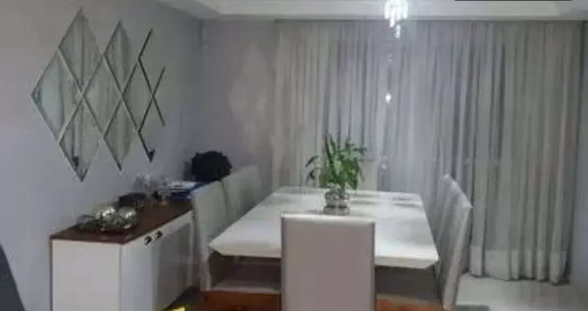 Sobrado triplex com 3 quartos a venda no capão da imbuia