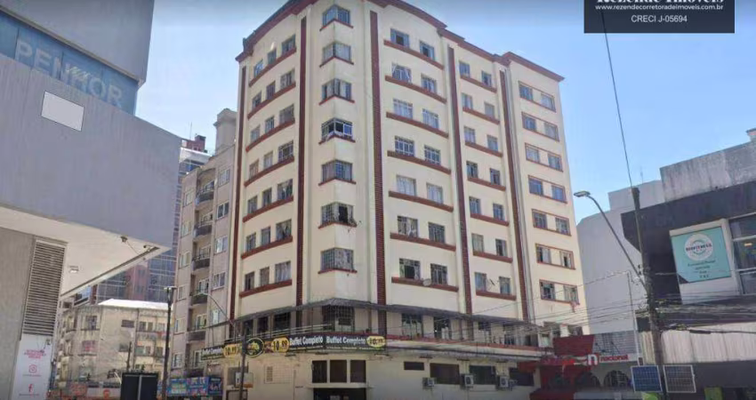 B - Apartamento com 1 dormitório à venda, 41 m² por R$ 249.000 - Centro - Curitiba/PR