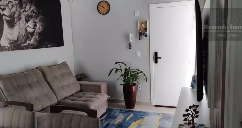 Apartamento com 2 dormitórios à venda, 41 m² por R$ 225.000,00 - Tanguá - Almirante Tamandaré/PR
