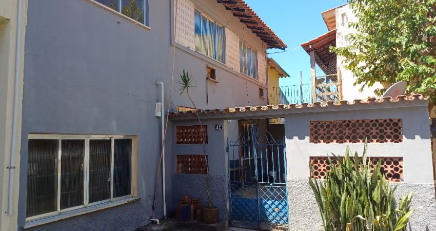 Casa em vila - 03 quartos - Jardim Flamboyant/Cabo Frio-RJ