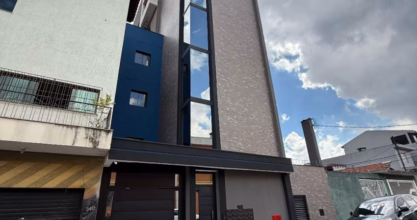 APARTAMENTO COM ACABAMENTO COMPLETO E VAGA COBERTA