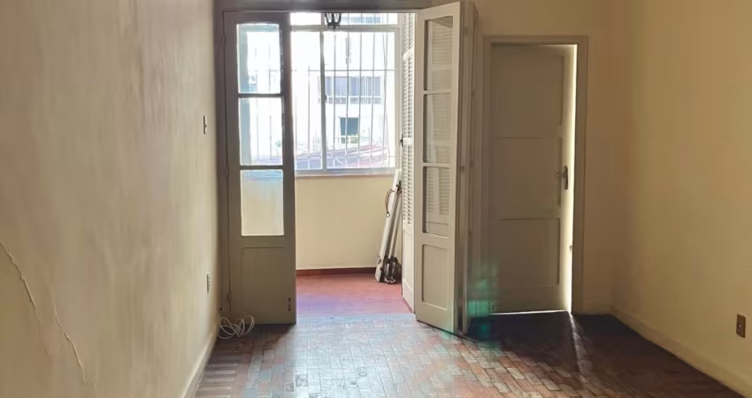 Vendo ótimo apto 3 quartos Icaraí Niterói