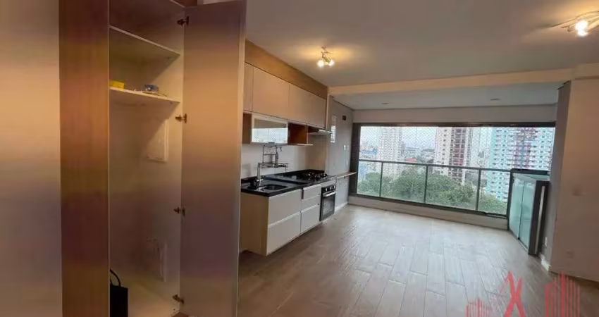 Apartamento semimobiliado para locação com 1 dormitório, 1 vaga de garagem, com 45 m² - vila clementino
