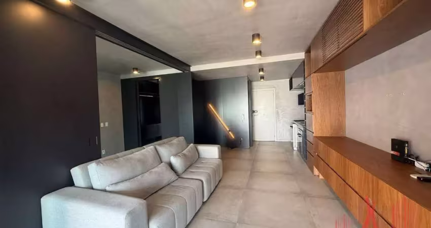 Apartamento à venda ou locação com 1 dormitório, 2 vagas de garagem, com 70 m² - itaim bibi