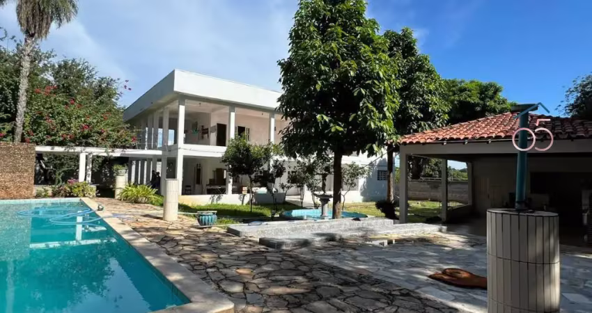 Locação sobrado com piscina no bairro parque geórgia cuiabá-mt