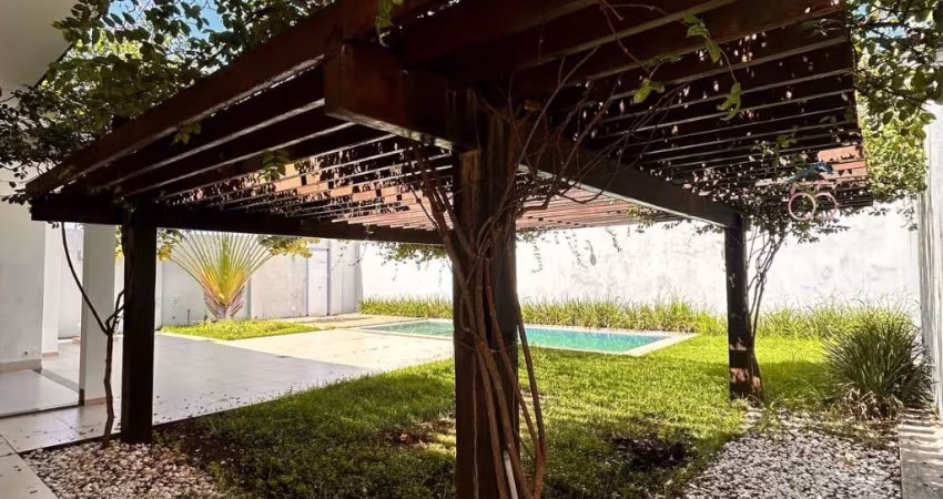 Linda casa no Condo.Jd das Americas  para locação R$13.000,00 - Jd das Americas-Cuiaba-MT.