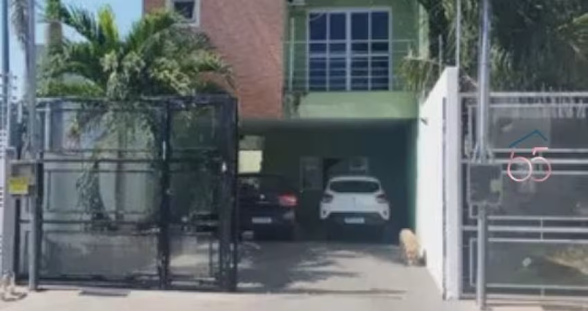 Casa Sobrado no Condominio Santa Cruz, por R$680.000,00