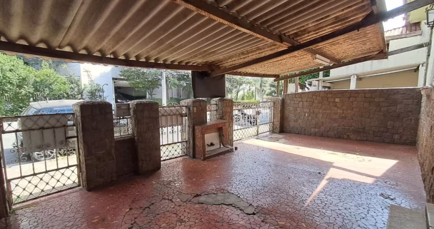 Casa à venda | 400 m² | 3 dormitórios | 2 vagas no Tucuruvi!