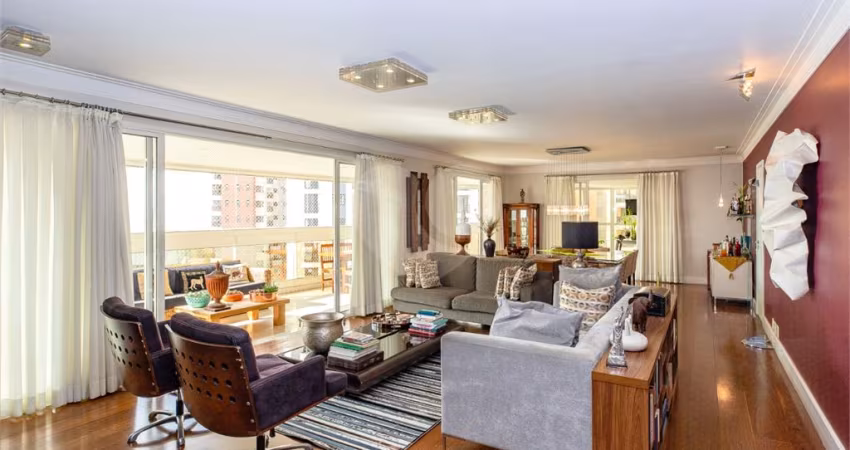 Apartamento à venda | 366 m² | 4 suítes | 5 vagas no Alto da Lapa - SP