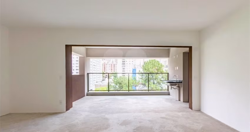 Apartamento à venda | 144 m² | 3 suítes | 3 vagas em Perdizes!