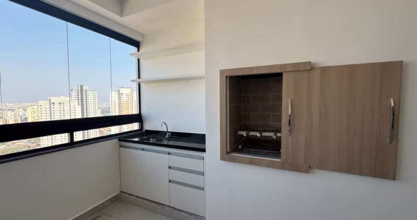 Apartamento novo 02 dormitórios na Santa Teresinha, com varanda gourmet integrada a sala.