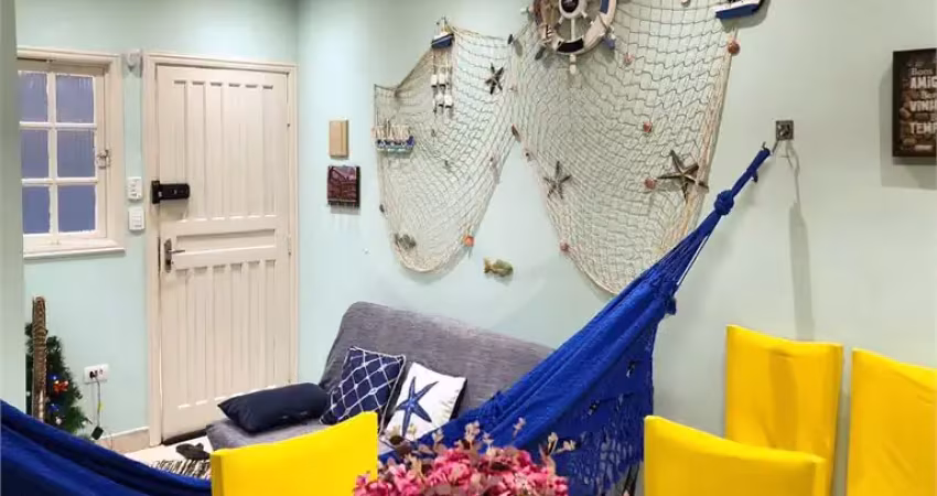 Casa de Condomínio à Venda | 50 m² | 2 dormitórios | 1 vaga na Praia Grande/SP!
