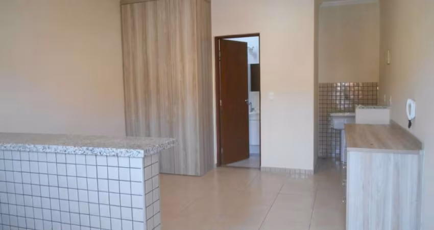 Kitnet com 1 dormitório para alugar, 25 m² por R$ 1.200,00/mês - Brasil - Itu/SP